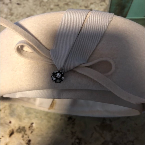 Vintage Ladies Wool Dress Hat - Picture 2 of 6